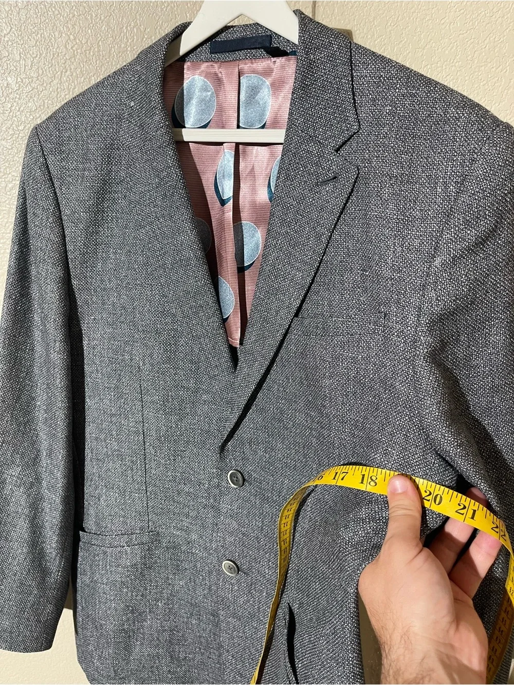 Ted Baker London Gray Sport Coat with Pink Polka-Dot Lining